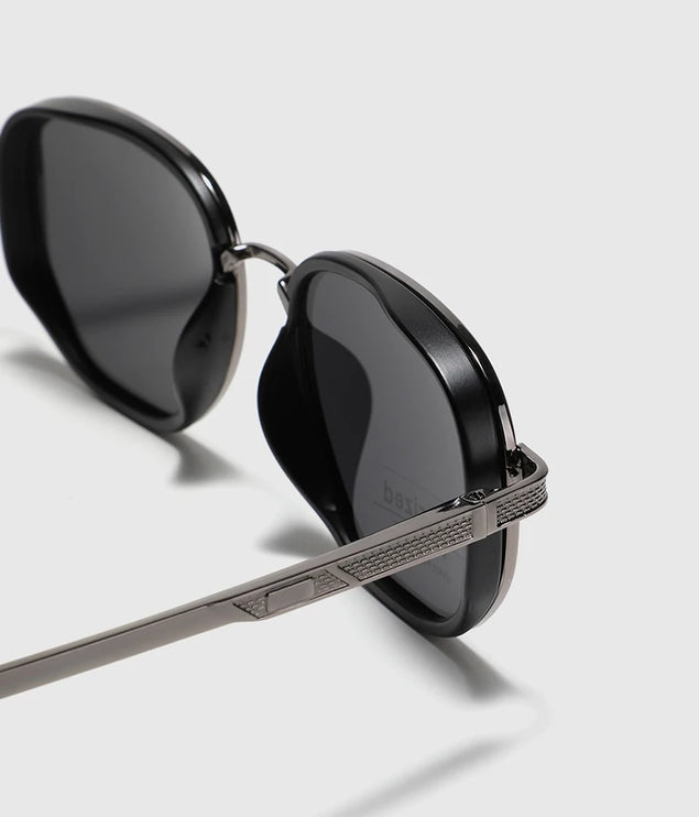 square unisex sunglasses